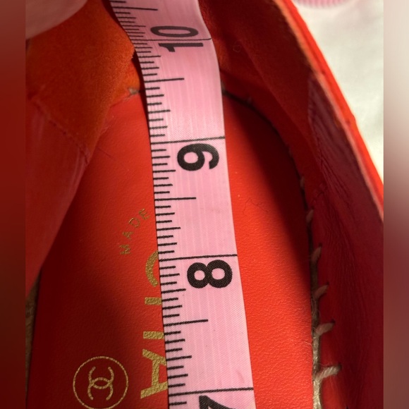 AUTHENTIC lambskin Chanel espadrilles - Picture 9 of 9